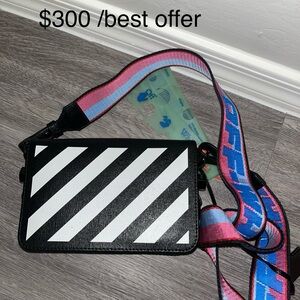 Off white shoulder bag
